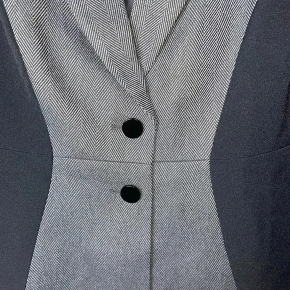 KASPER WOMENS BLAZER GRAY AND BLACK SIZE 2P PERFECT CONDITION - Picture 5 of 10